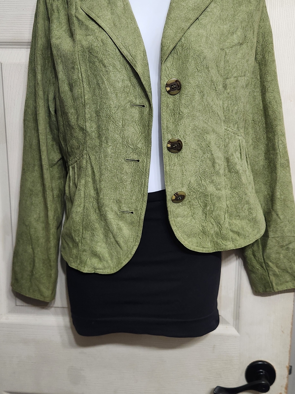 Women’s Light Green Button-Front Jacket